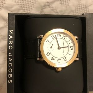 NWT Marc Jacobs watch